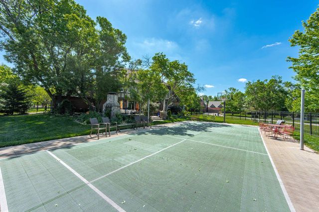 2935 N Wilderness St, Wichita, KS 67226