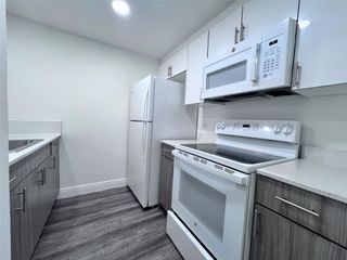 1196 NW 40th Avenue 90-215, Lauderhill, FL 33313