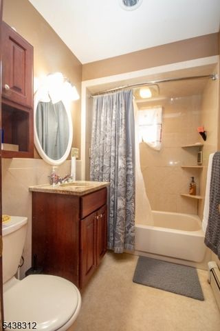 209 Fairview Ave, Hampton Twp., NJ 07860