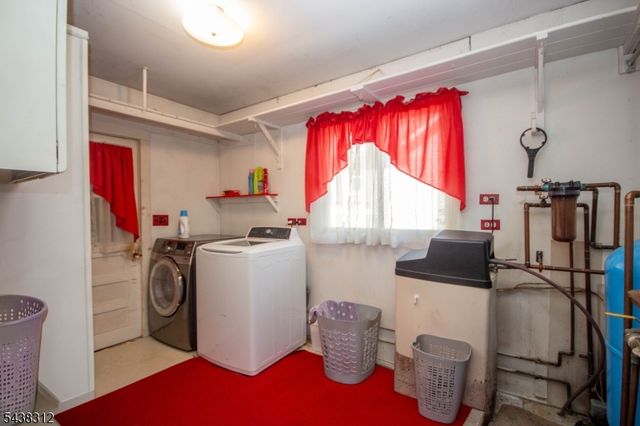 209 Fairview Ave, Hampton Twp., NJ 07860