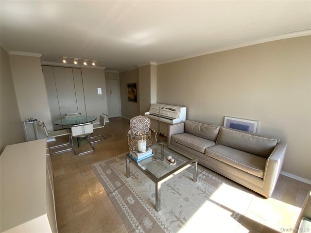 26910 Grand Central Parkway 3X, Floral Park, NY 11005