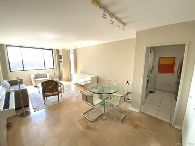 26910 Grand Central Parkway 3X, Floral Park, NY 11005