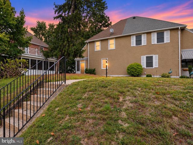 215 HORTON AVE, Brooklawn, NJ 08030