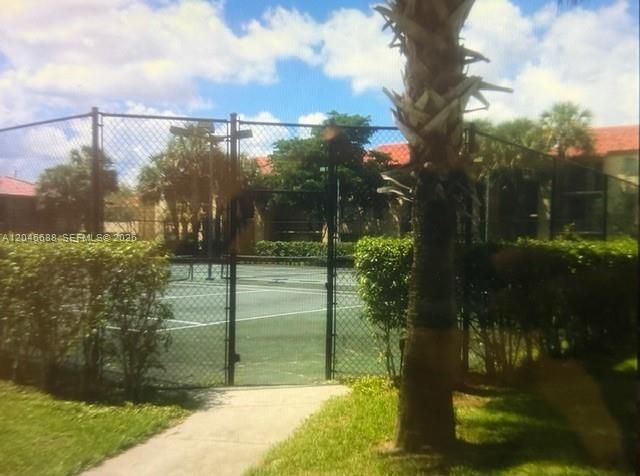 10725 Cleary Boulevard 205, Plantation, FL 33324