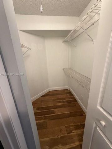 10725 Cleary Boulevard 205, Plantation, FL 33324