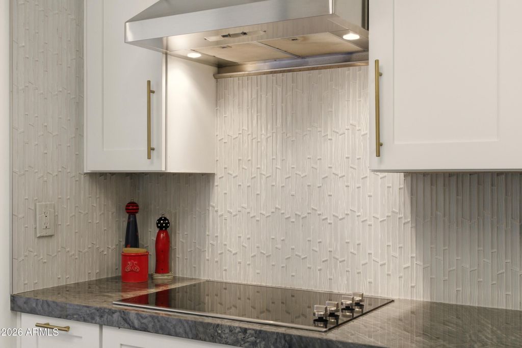 Image 16 of property listing at 39229 N 100th Place, Scottsdale, AZ 85262