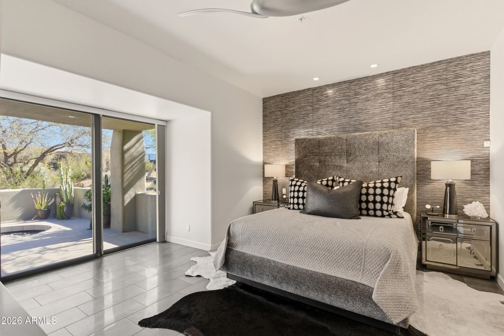 Image 21 of property listing at 39229 N 100th Place, Scottsdale, AZ 85262