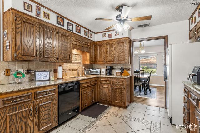 2905 RADNEY LANE, Wichita Falls, TX 76309