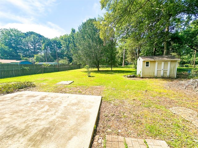 877 Willow Drive, Shreveport, LA 71118