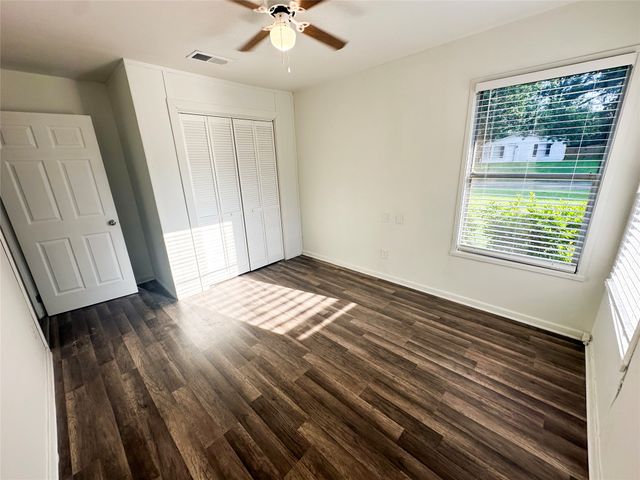 877 Willow Drive, Shreveport, LA 71118