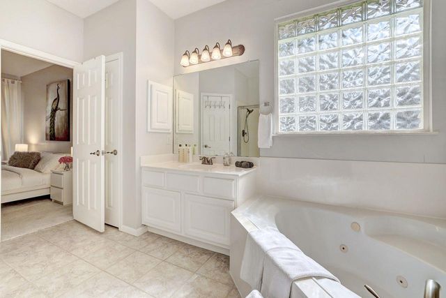 3992 Lord Byron CIR, Round Rock, TX 78664