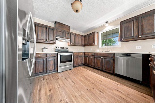 2624 White Tail St, Benton, AR 72019
