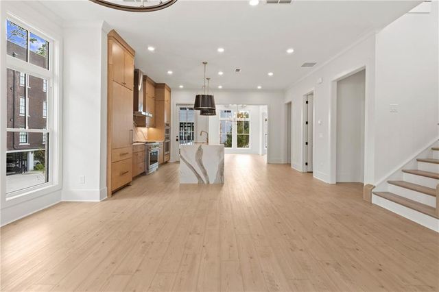 2285 Park Walke Drive, Alpharetta, GA 30009