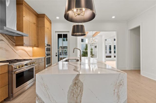 2285 Park Walke Drive, Alpharetta, GA 30009