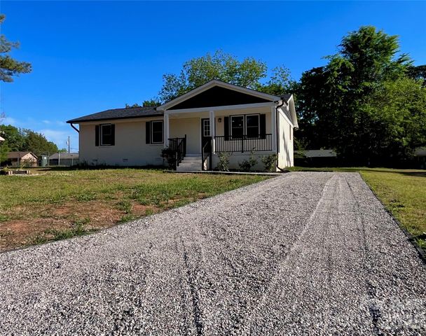 102 Arbor Court, Chester, SC 29706