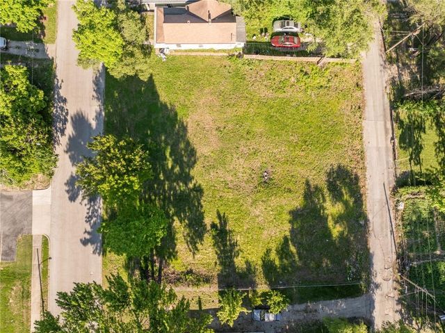 1213 Armstrong Avenue, Kansas City, KS 66102