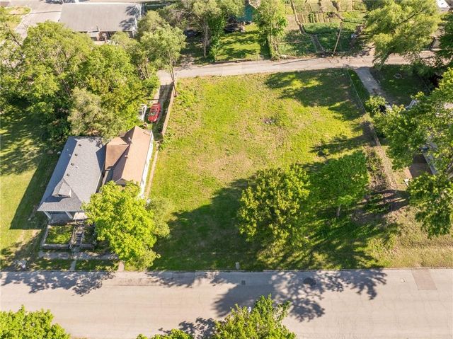 1213 Armstrong Avenue, Kansas City, KS 66102