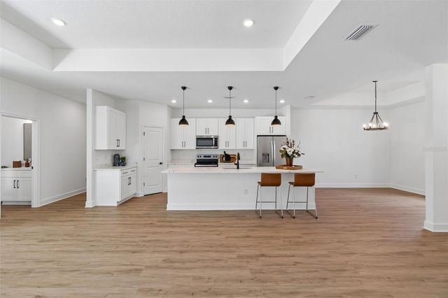 11248 FLOCK AVENUE, Weeki Wachee, FL 34613