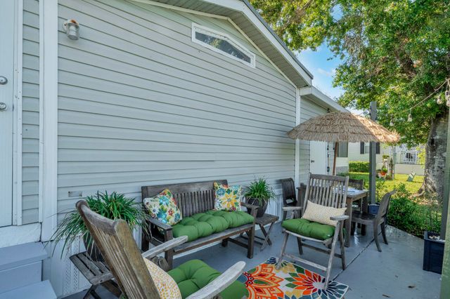 153 Palm Beach Plantation Boulevard, Lake Worth, FL 33467