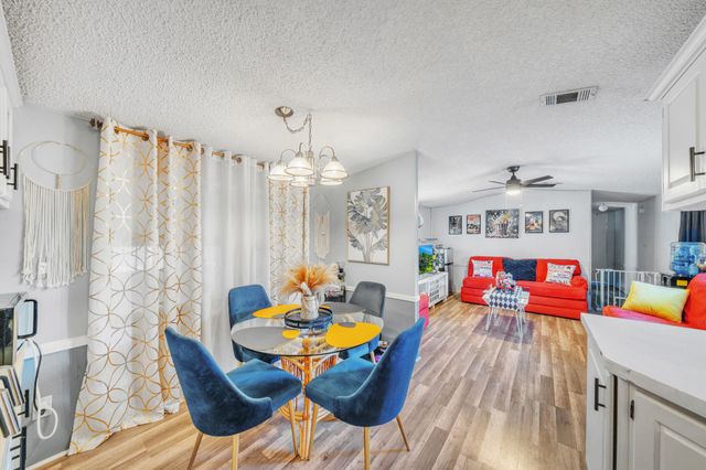 153 Palm Beach Plantation Boulevard, Lake Worth, FL 33467