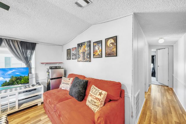 153 Palm Beach Plantation Boulevard, Lake Worth, FL 33467