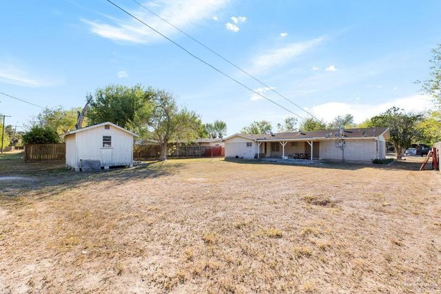 1022 S 15th Avenue, Edinburg, TX 78539