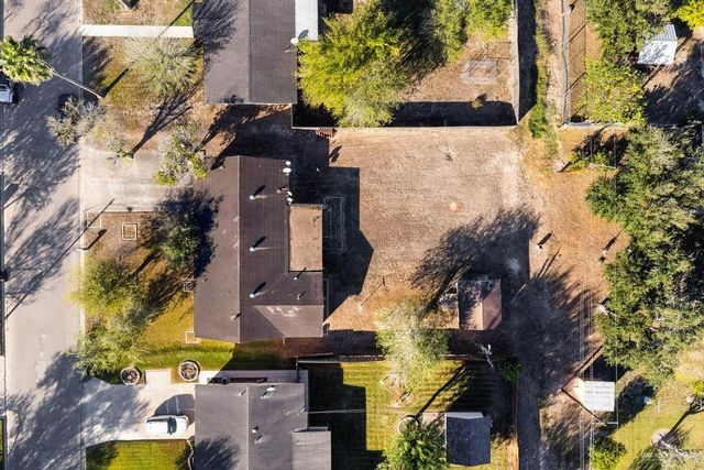 1022 S 15th Avenue, Edinburg, TX 78539