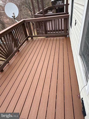 12976 PARK CRESCENT CIR, Herndon, VA 20171