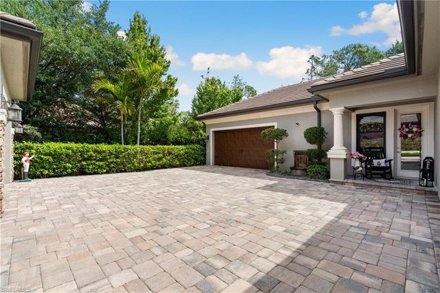 3987 Brynwood DR, Naples, FL 34119