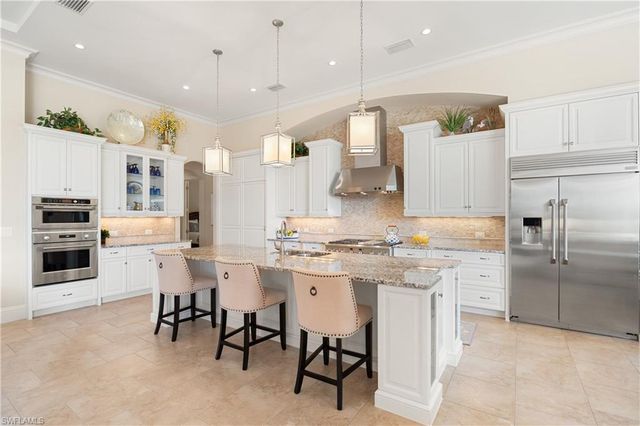 3987 Brynwood DR, Naples, FL 34119