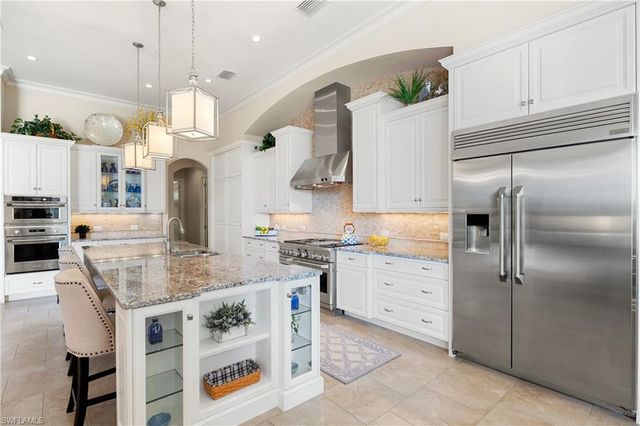 3987 Brynwood DR, Naples, FL 34119