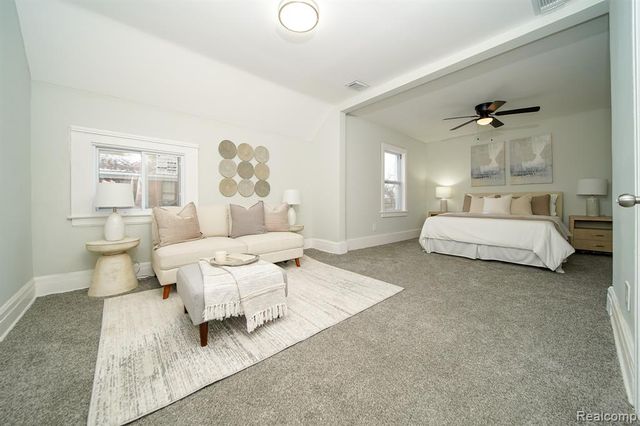 2016 W Grand Street, Detroit, MI 48238