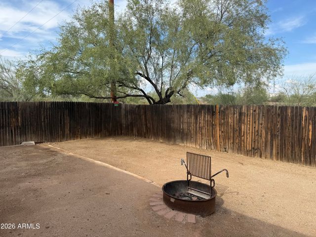 356 PERETZ Circle, Morristown, AZ 85342