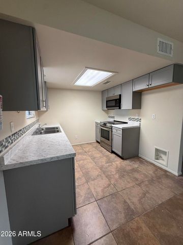 356 PERETZ Circle, Morristown, AZ 85342