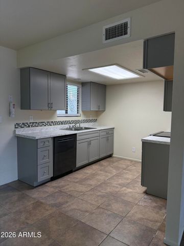 356 PERETZ Circle, Morristown, AZ 85342