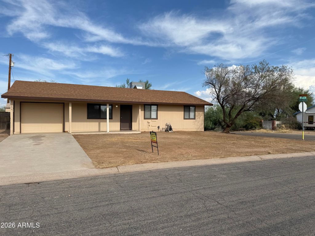 356 PERETZ Circle, Morristown, AZ 85342 — photo 2