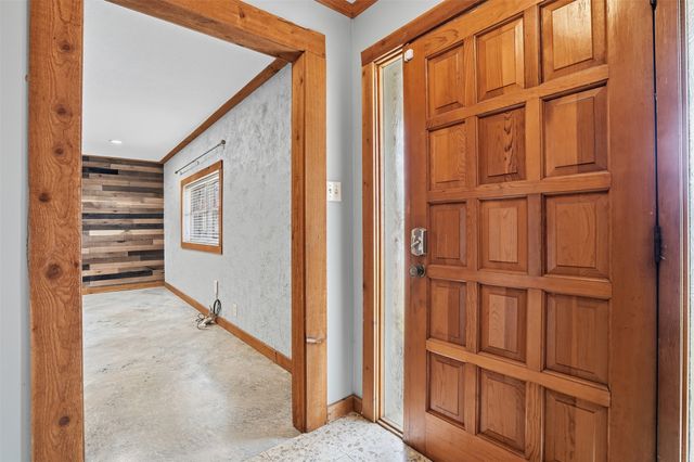 1009 Mustang Trail, Granbury, TX 76049