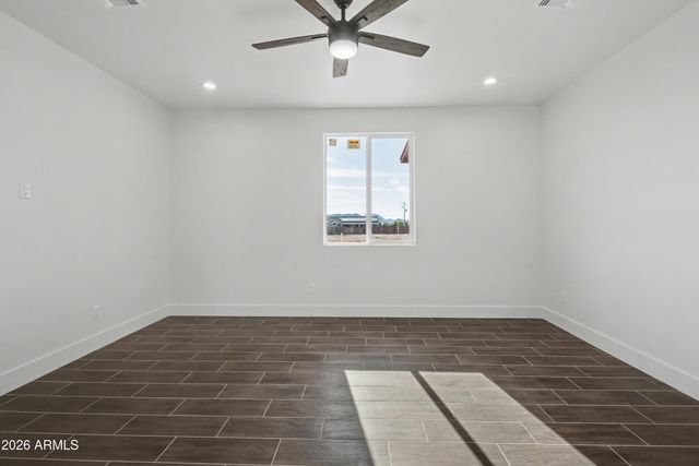 1426 S 369th Avenue, Tonopah, AZ 85354