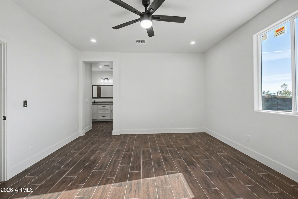 Image 30 of property listing at 1426 S 369th Avenue, Tonopah, AZ 85354