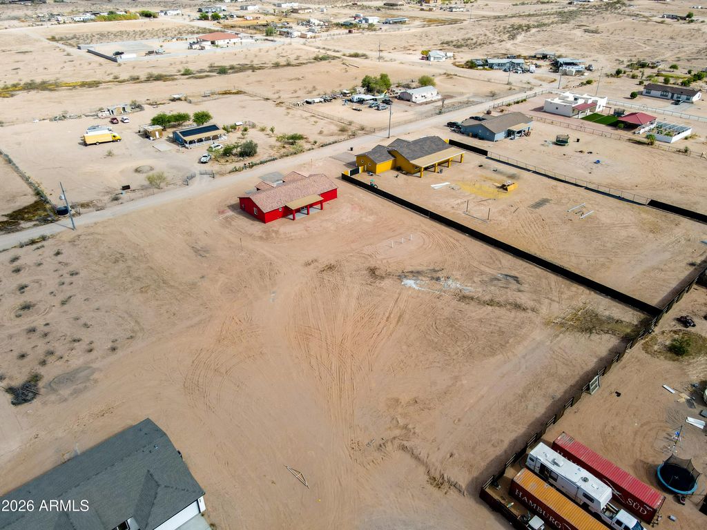 Image 38 of property listing at 1426 S 369th Avenue, Tonopah, AZ 85354