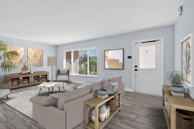 7613 NW 67th Ave, Tamarac, FL 33321