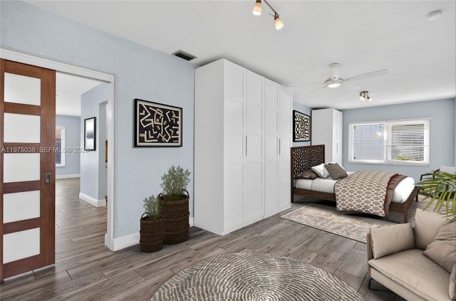 7613 NW 67th Ave, Tamarac, FL 33321