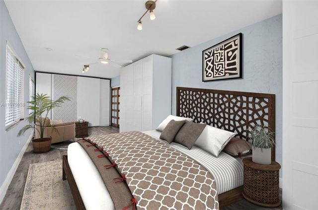 7613 NW 67th Ave, Tamarac, FL 33321