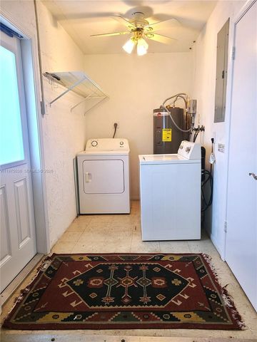 7613 NW 67th Ave, Tamarac, FL 33321