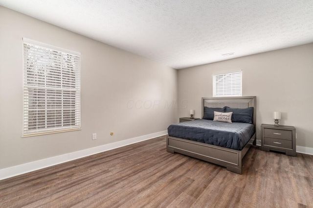 6546 Reflections Drive, D, Dublin, OH 43017