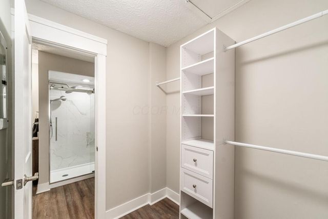 6546 Reflections Drive, D, Dublin, OH 43017