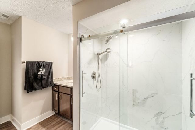 6546 Reflections Drive, D, Dublin, OH 43017