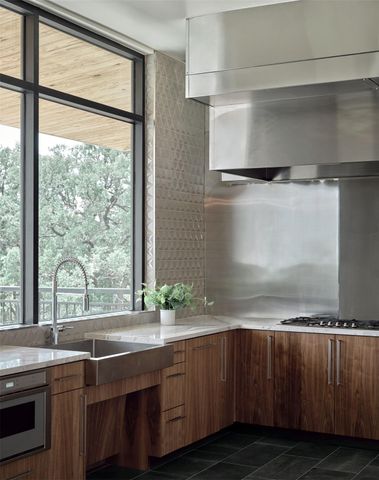 116 Teakmill TRL, San Marcos, TX 78666