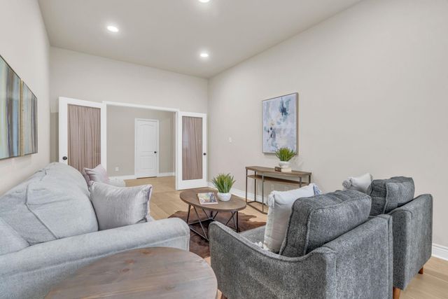 119 Colina Vista Way, Montgomery, TX 77316