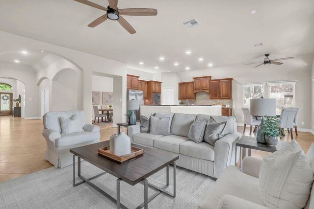 119 Colina Vista Way, Montgomery, TX 77316